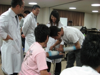 柔道整復学科 体験授業の様子