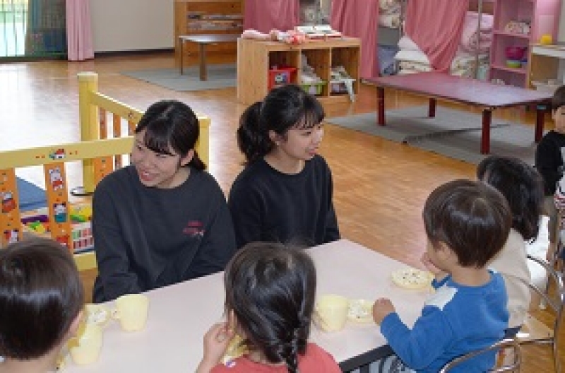 1年生が保育所実習・解剖生理学実習を行いました。