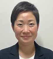 3年副担任 岡地 宏美